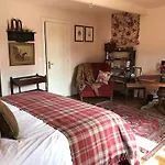 B&B Rose Court